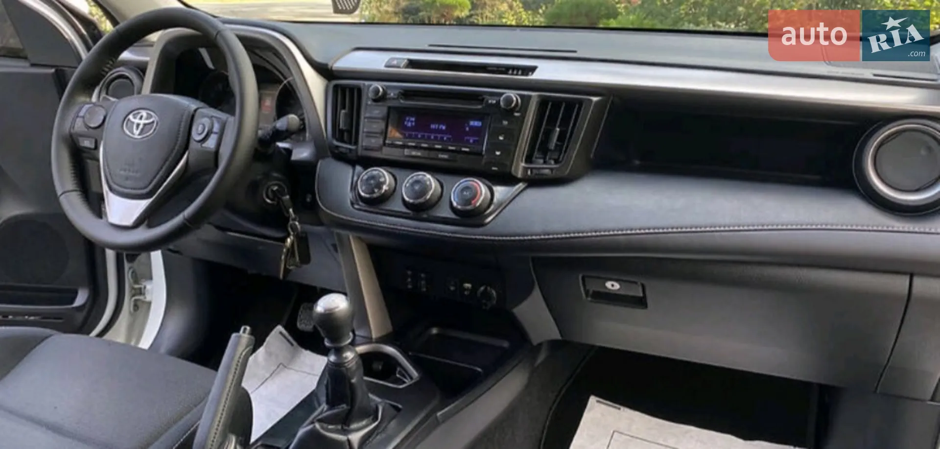2017 Toyota RAV 4 - мініатюра 13