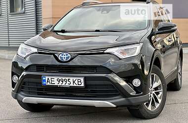 Позашляховик / Кросовер Toyota RAV4 2016 в Дніпрі