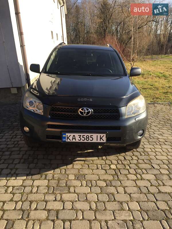 Toyota RAV4 2006