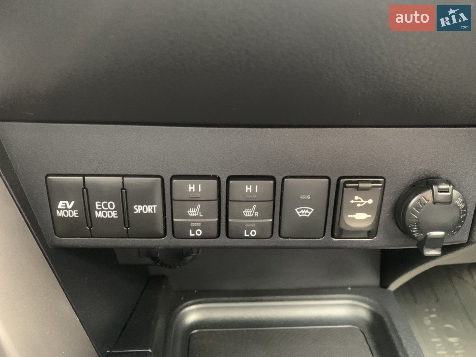 2017 Toyota RAV 4 - мініатюра 24