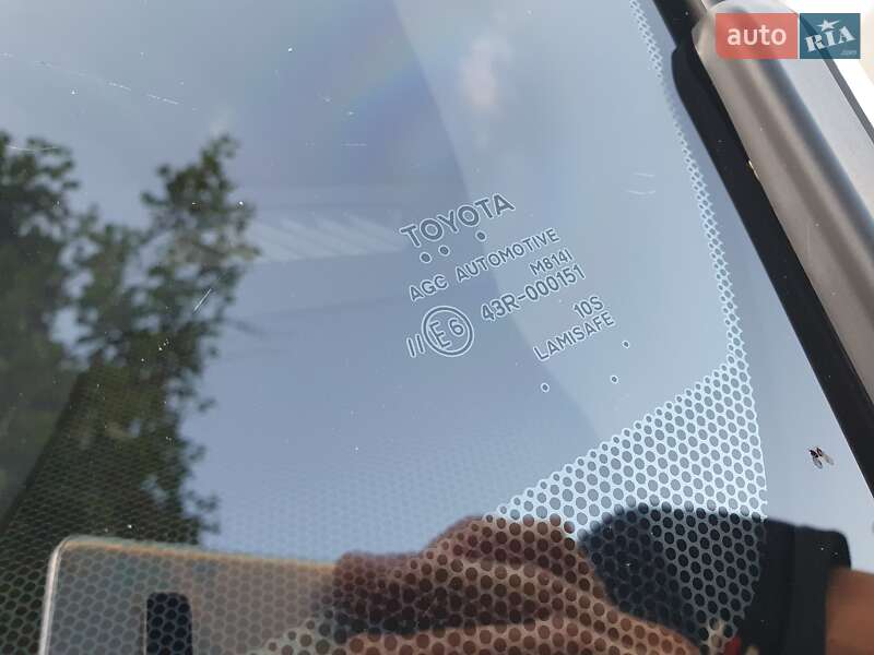 Внедорожник / Кроссовер Toyota RAV4 2019 в Харькове