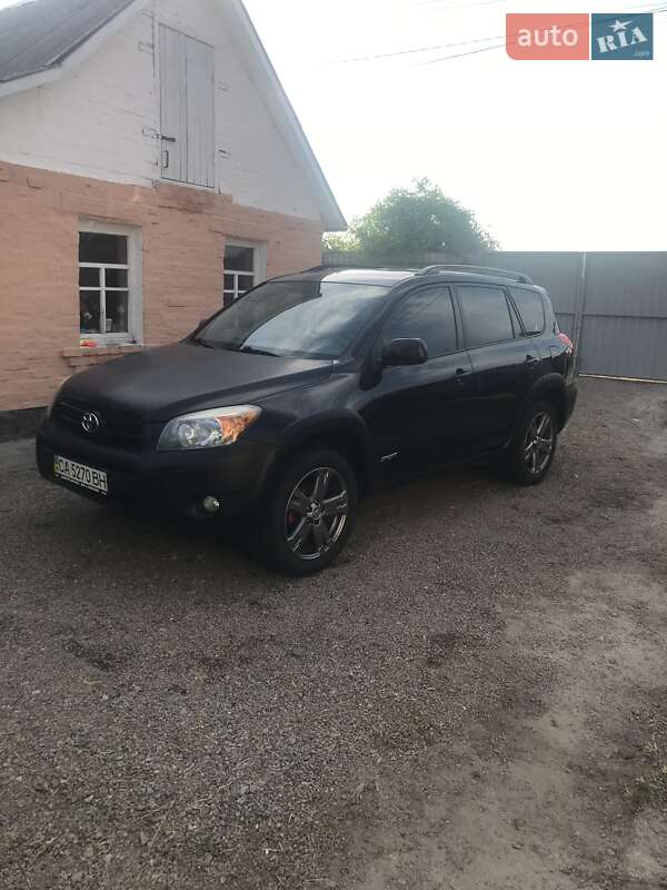 Позашляховик / Кросовер Toyota RAV4 2007 в Борисполі