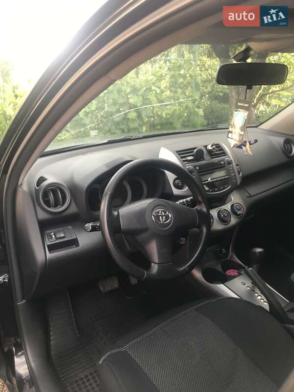Позашляховик / Кросовер Toyota RAV4 2007 в Борисполі