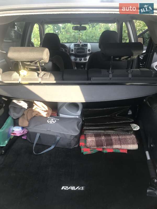 Позашляховик / Кросовер Toyota RAV4 2007 в Борисполі