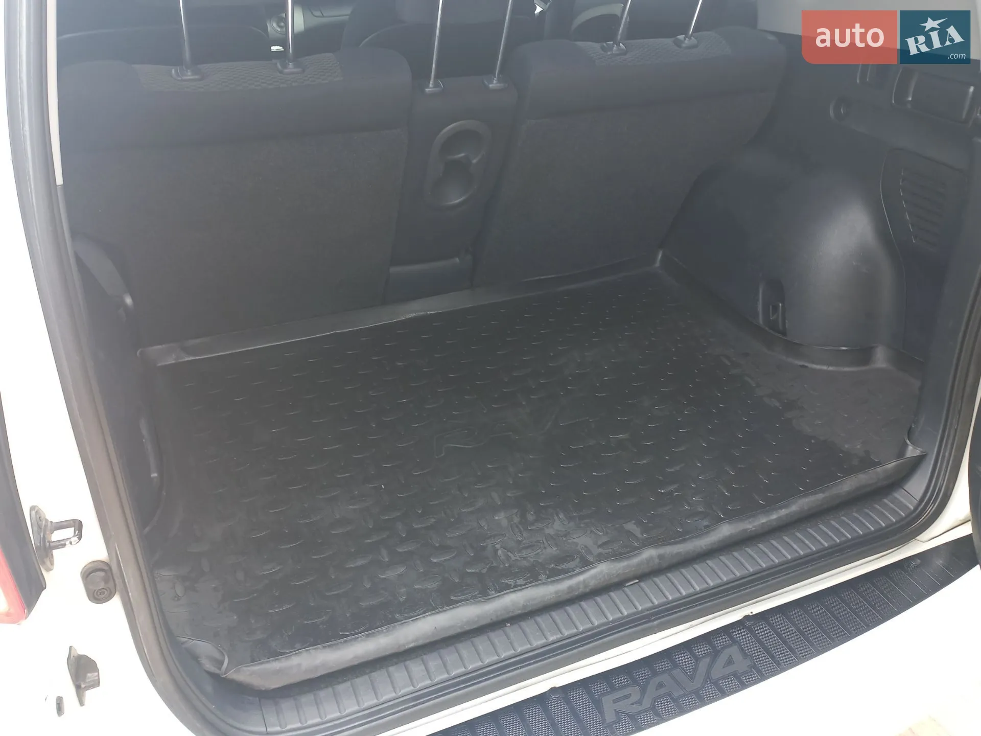 2010 Toyota RAV 4 - мініатюра 16