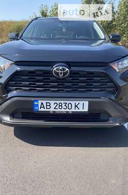 Внедорожник / Кроссовер Toyota RAV4 2019 в Виннице