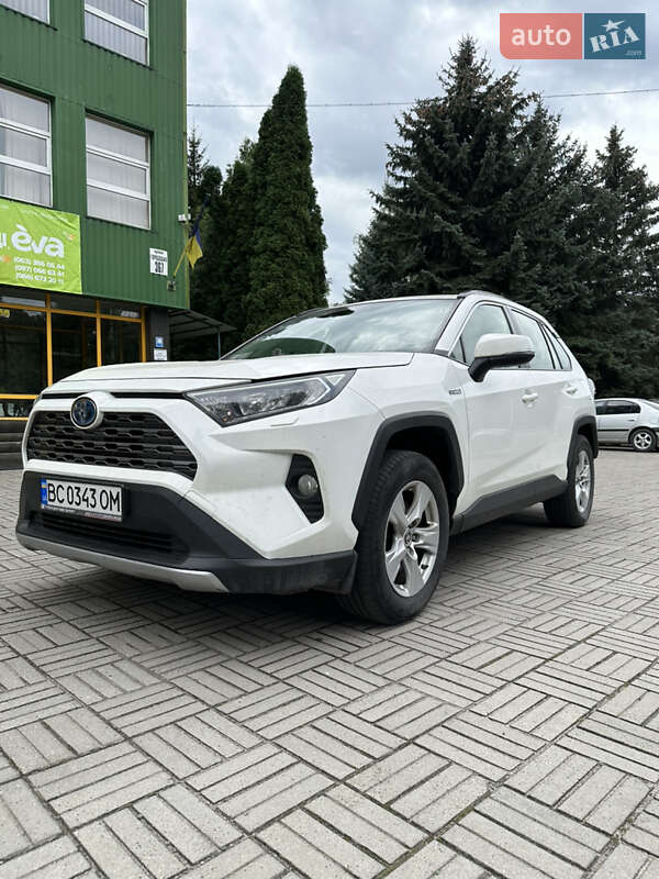 Toyota RAV4 2021