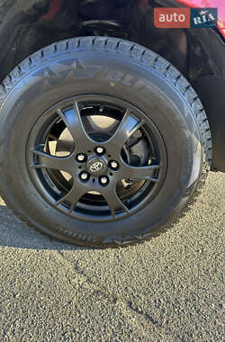 Внедорожник / Кроссовер Toyota RAV4 2010 в Киеве