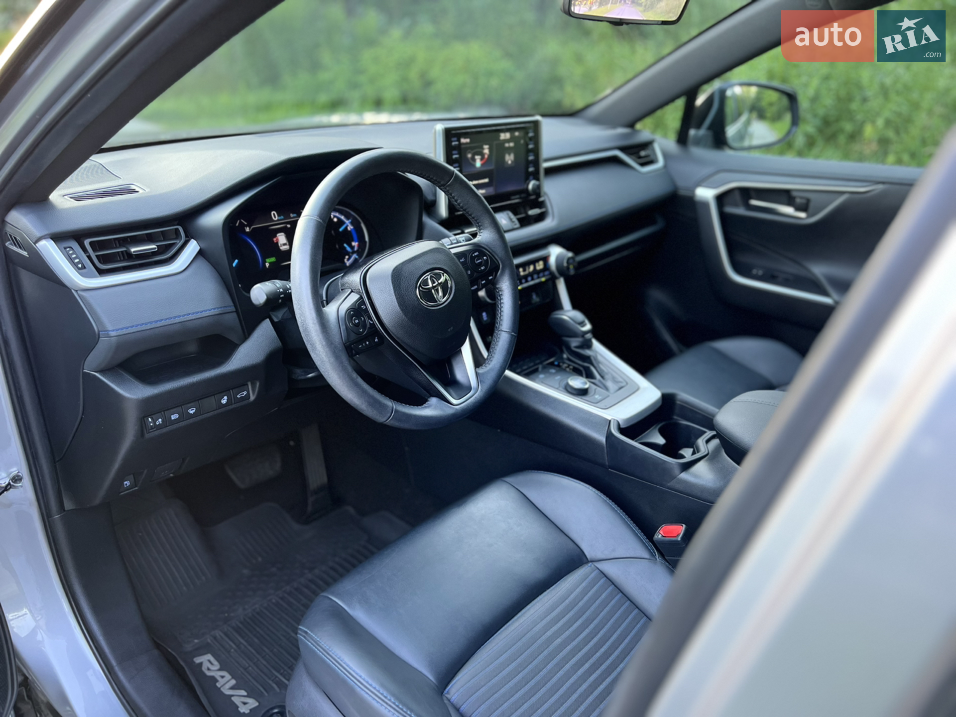 2020 Toyota RAV 4 - мініатюра 18