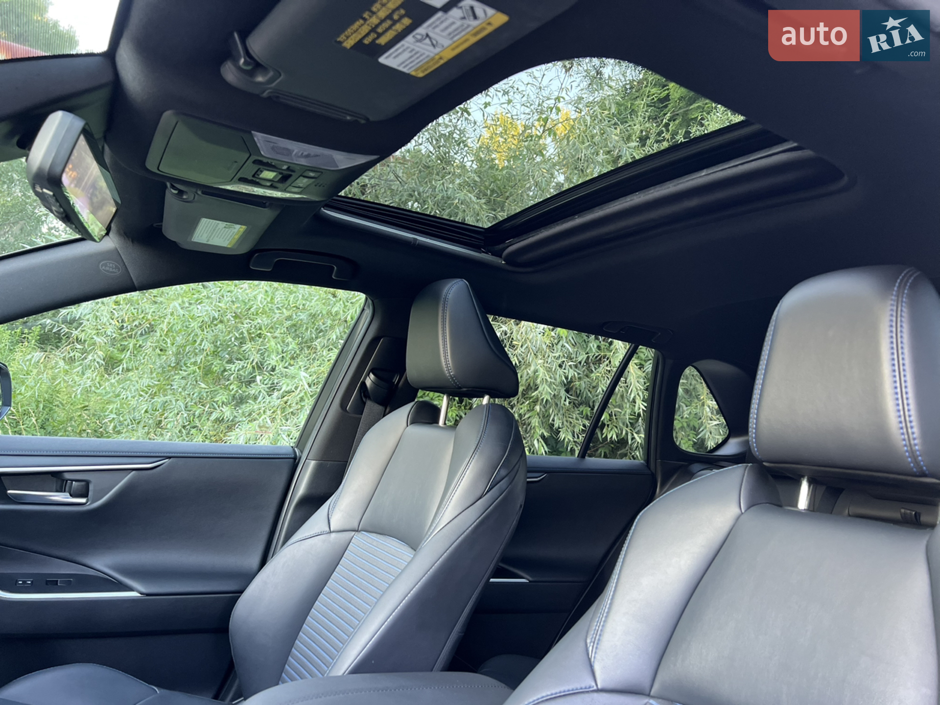 2020 Toyota RAV 4 - мініатюра 20