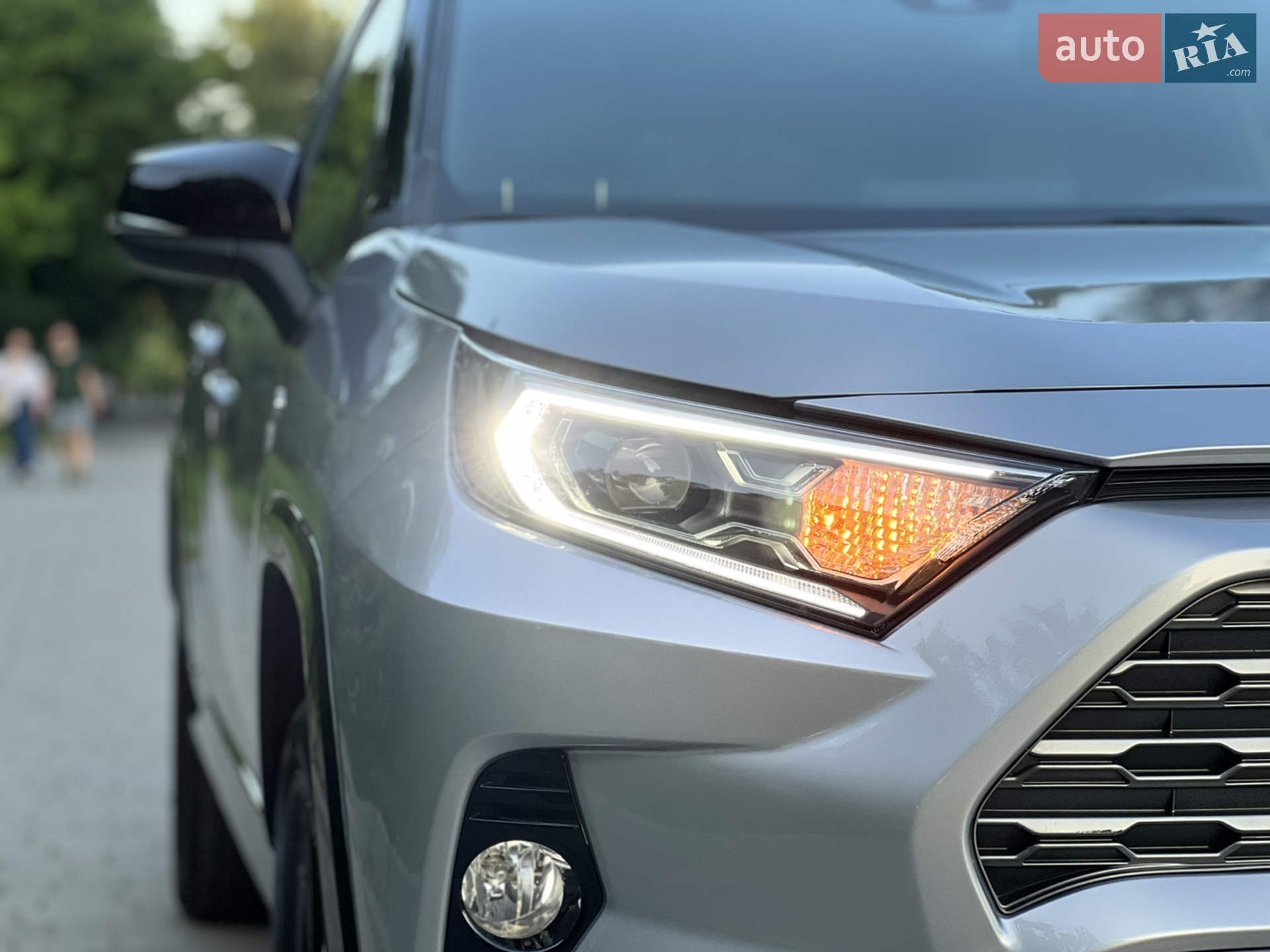 2020 Toyota RAV 4 - мініатюра 39