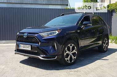 Позашляховик / Кросовер Toyota RAV4 2021 в Кременчуці