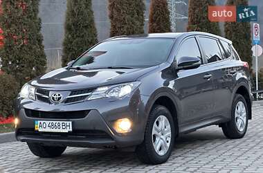 Позашляховик / Кросовер Toyota RAV4 2014 в Міжгір'ї