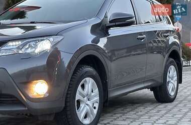 Позашляховик / Кросовер Toyota RAV4 2014 в Міжгір'ї