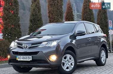Позашляховик / Кросовер Toyota RAV4 2014 в Міжгір'ї