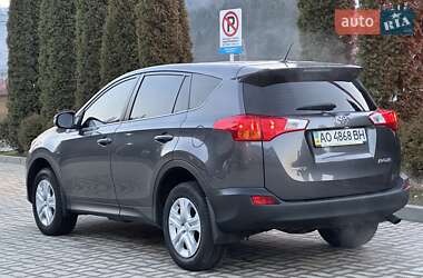Позашляховик / Кросовер Toyota RAV4 2014 в Міжгір'ї