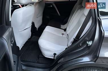 Позашляховик / Кросовер Toyota RAV4 2014 в Міжгір'ї