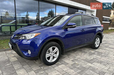 Внедорожник / Кроссовер Toyota RAV4 2014 в Тячеве