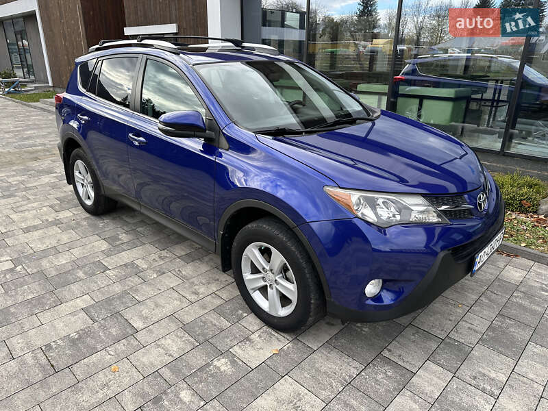 Позашляховик / Кросовер Toyota RAV4 2014 в Ужгороді