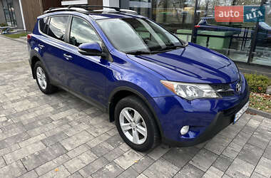 Внедорожник / Кроссовер Toyota RAV4 2014 в Тячеве