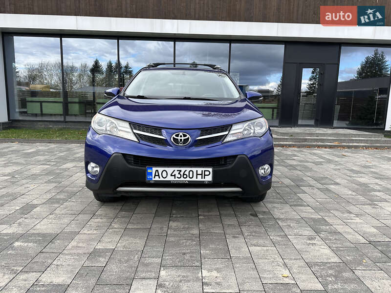 Позашляховик / Кросовер Toyota RAV4 2014 в Ужгороді