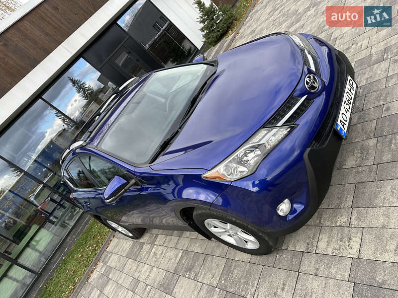 Позашляховик / Кросовер Toyota RAV4 2014 в Ужгороді
