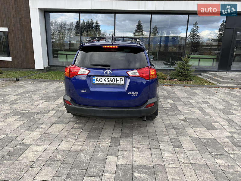 Позашляховик / Кросовер Toyota RAV4 2014 в Ужгороді