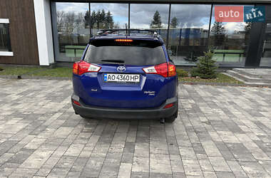 Внедорожник / Кроссовер Toyota RAV4 2014 в Тячеве