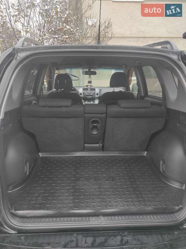 Позашляховик / Кросовер Toyota RAV4 2008 в Вінниці