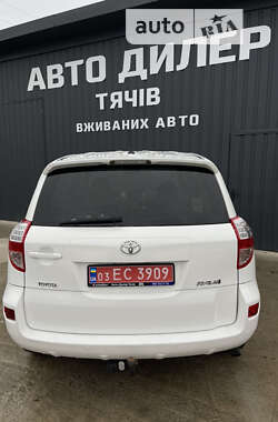 Внедорожник / Кроссовер Toyota RAV4 2012 в Тячеве