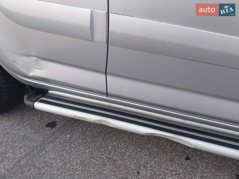 Позашляховик / Кросовер Toyota RAV4 2006 в Харкові