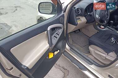 Внедорожник / Кроссовер Toyota RAV4 2007 в Ракитном