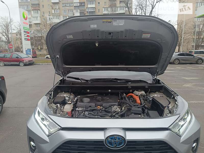 Внедорожник / Кроссовер Toyota RAV4 2020 в Одессе