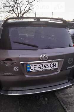 Внедорожник / Кроссовер Toyota RAV4 2011 в Черновцах