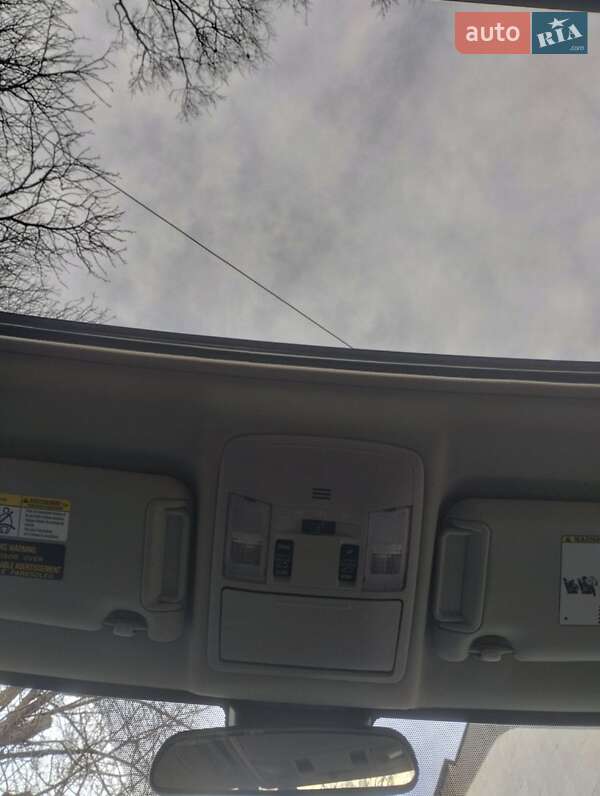 Позашляховик / Кросовер Toyota RAV4 2017 в Умані