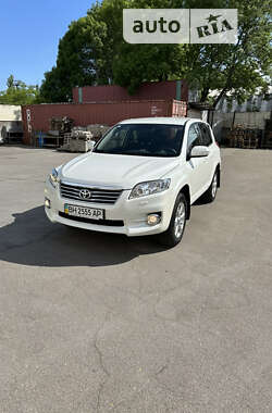 Позашляховик / Кросовер Toyota RAV4 2010 в Одесі