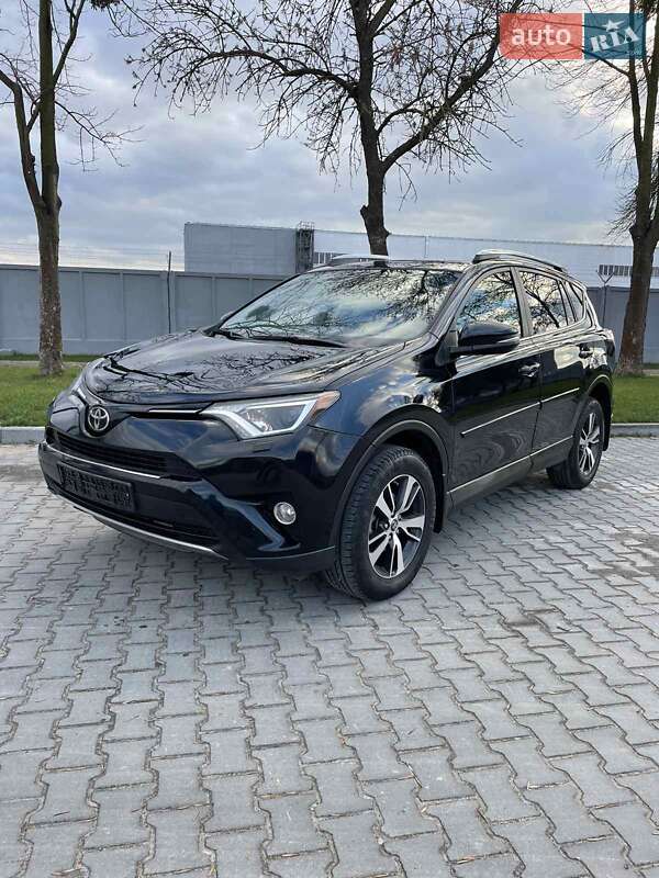 Позашляховик / Кросовер Toyota RAV4 2016 в Львові фото 2 Позашляховик / Кросовер Toyota RAV4 2016 в Львові