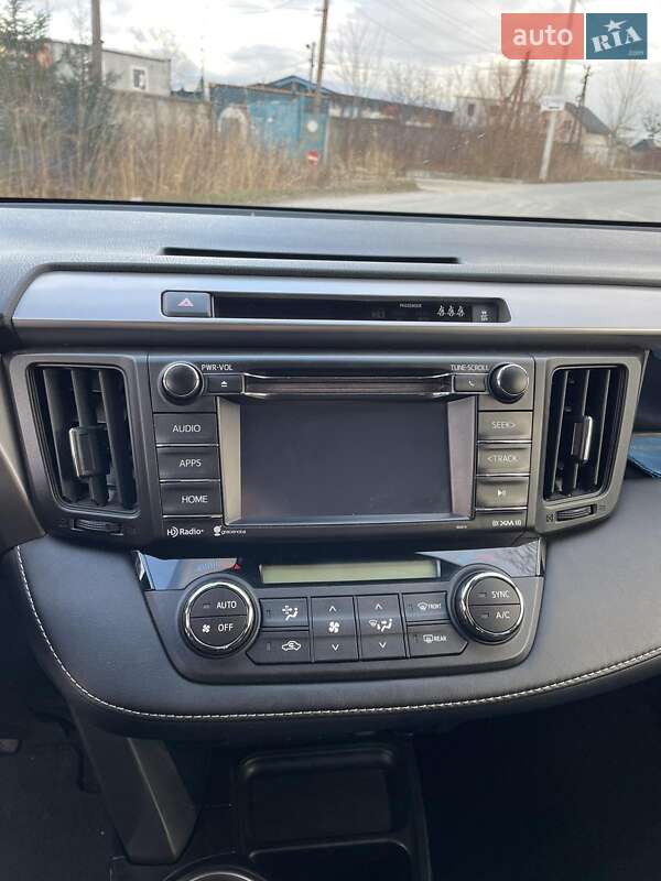 Позашляховик / Кросовер Toyota RAV4 2016 в Львові фото 15 Позашляховик / Кросовер Toyota RAV4 2016 в Львові