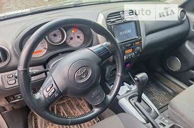 Позашляховик / Кросовер Toyota RAV4 2005 в Запоріжжі