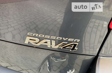 Внедорожник / Кроссовер Toyota RAV4 2010 в Коломые