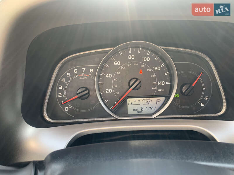 Внедорожник / Кроссовер Toyota RAV4 2013 в Жовкве