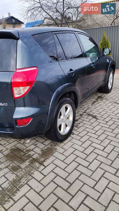 Внедорожник / Кроссовер Toyota RAV4 2006 в Любешове