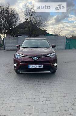 Позашляховик / Кросовер Toyota RAV4 2016 в Харкові