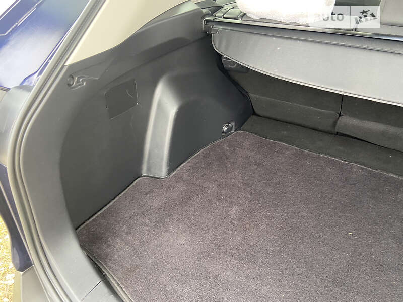 Внедорожник / Кроссовер Toyota RAV4 2021 в Тернополе