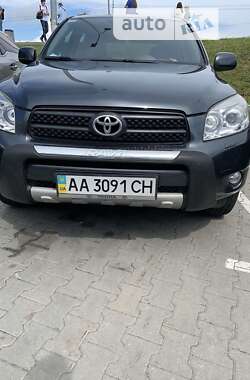 Внедорожник / Кроссовер Toyota RAV4 2007 в Киеве