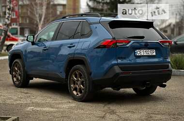 Позашляховик / Кросовер Toyota RAV4 2023 в Чернівцях