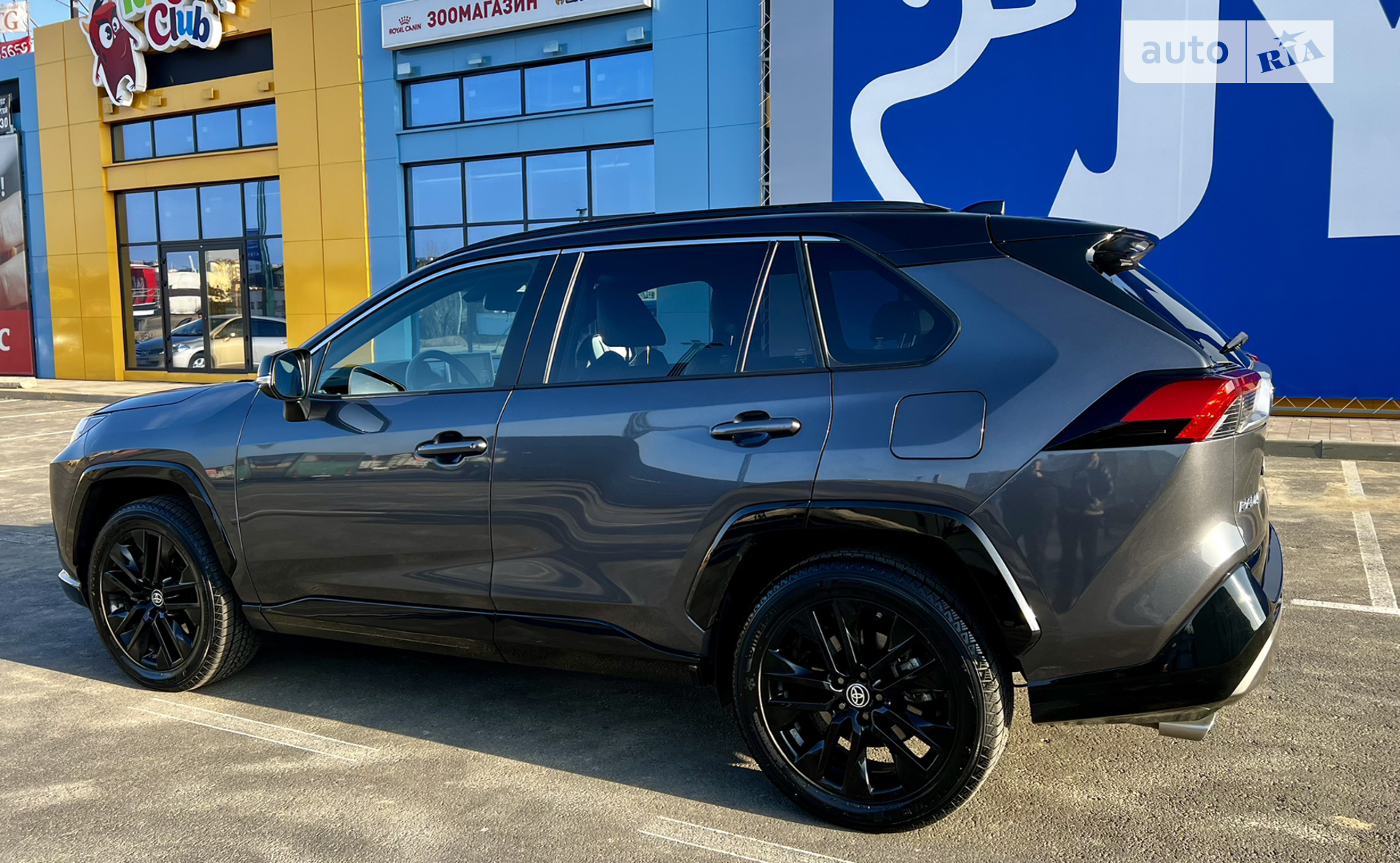 2022 Toyota RAV 4 - мініатюра 4