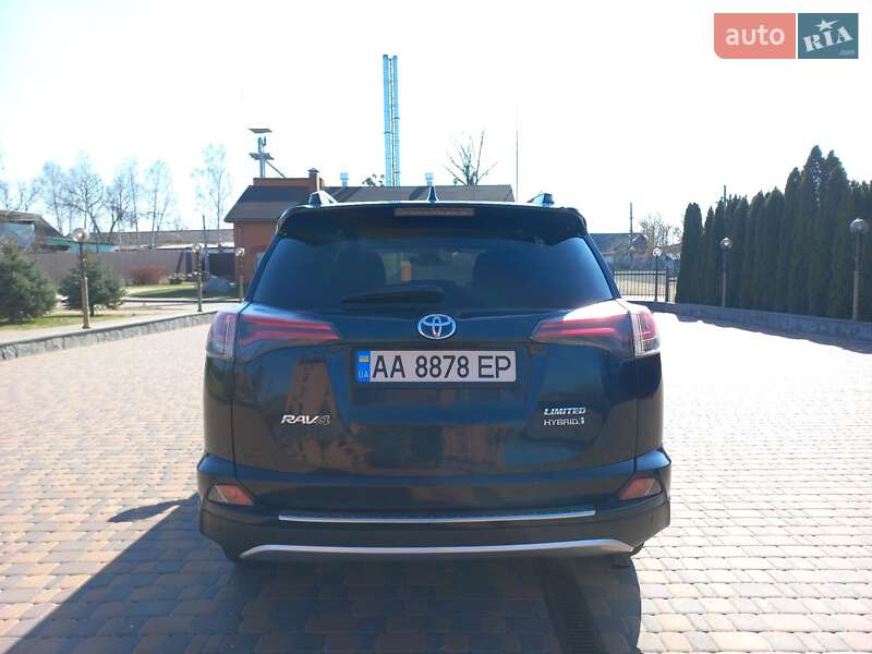 Позашляховик / Кросовер Toyota RAV4 2018 в Києві