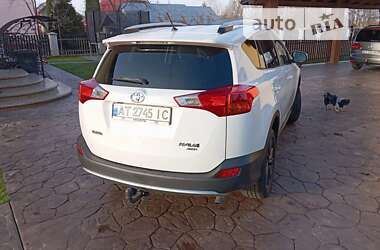Внедорожник / Кроссовер Toyota RAV4 2013 в Калуше