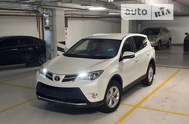 Внедорожник / Кроссовер Toyota RAV4 2013 в Киеве